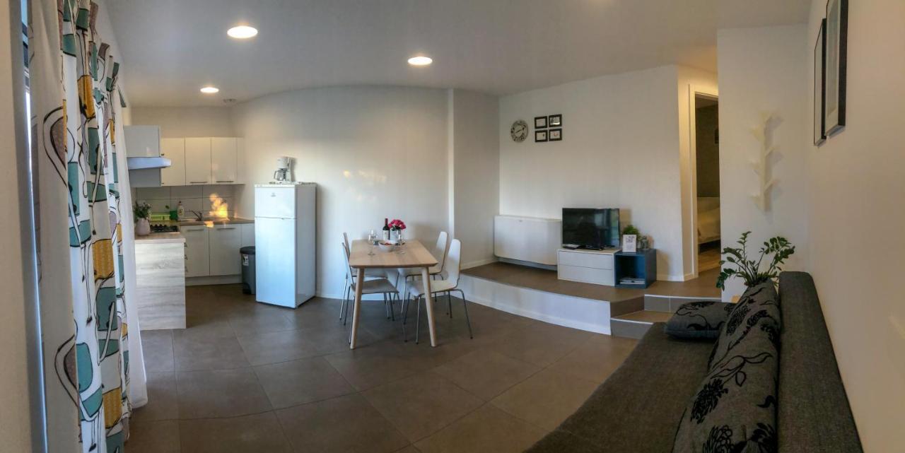 Apartment Vita Funtana Exteriör bild